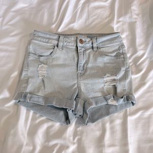 PacSun Light Wash Super Stretch Shortie